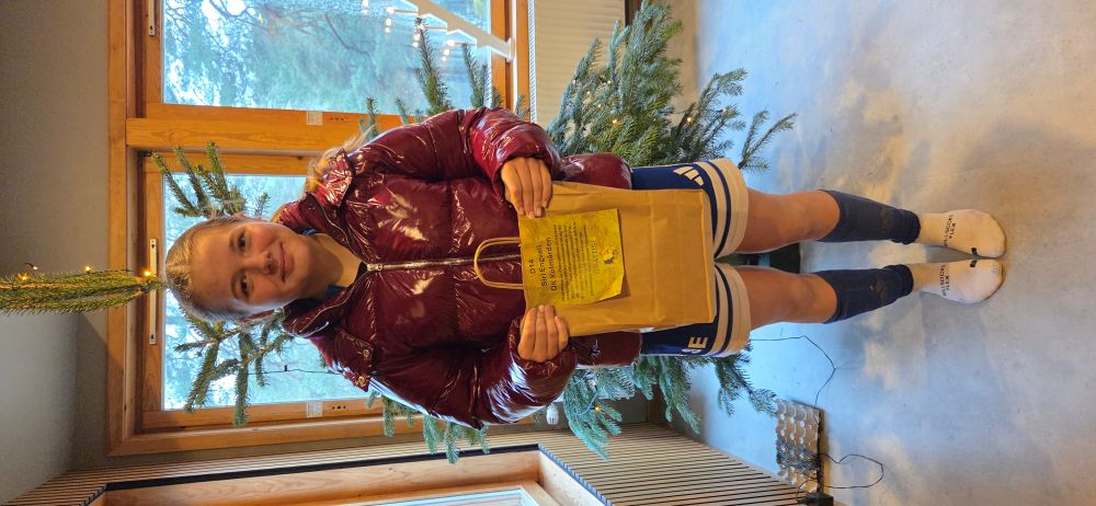 Siri hederspris från skogsflickorna