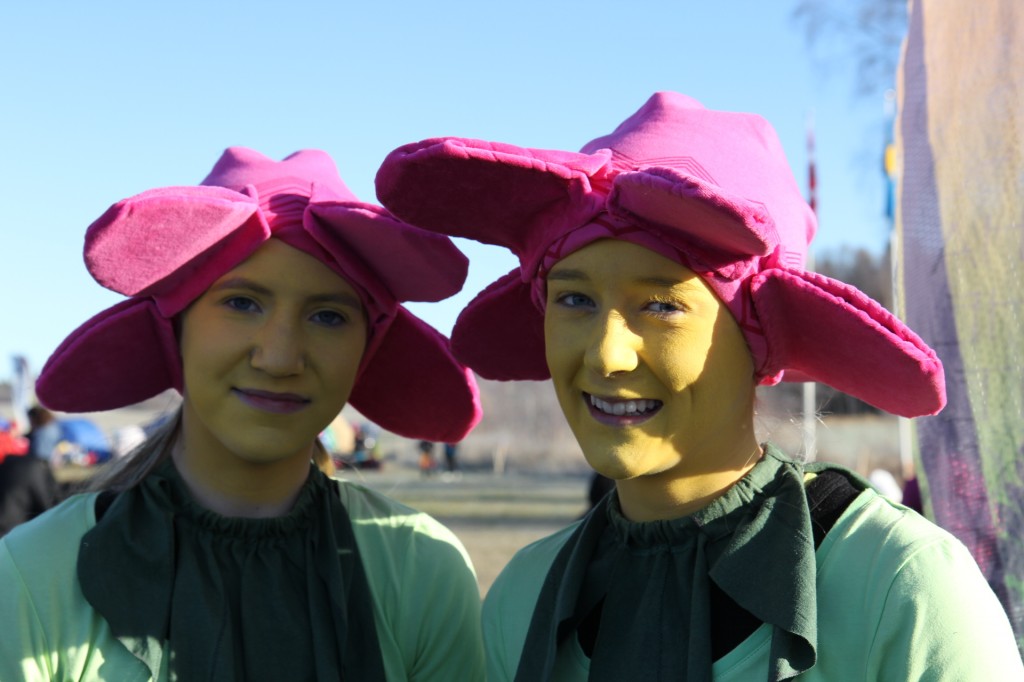 Blommorna Maja och Lisa.