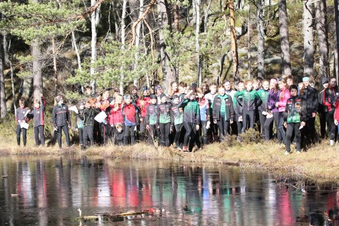 Deltagarna från vårens Försäsongsläger i Åby