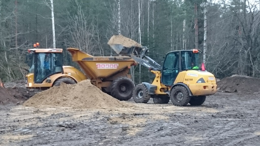 ...schaktmassor i Dumpern på Vedtorget.